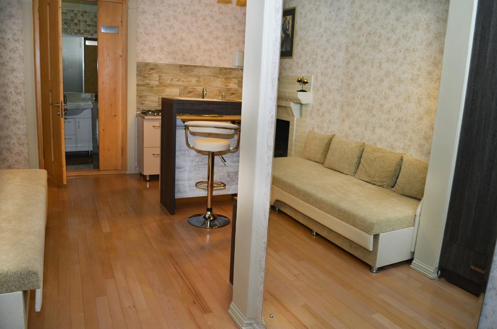Vachnadze Apartment Tiflis Oda fotoğraf